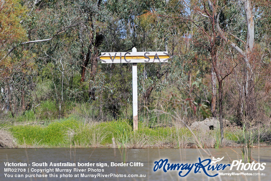 Victorian - South Australian border sign, Border Cliffs