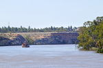 Akuna Amphibious approaching Morgan