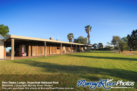 Pine Plains Lodge, Wyperfeld National Park