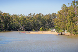 River camping near Tocumwal