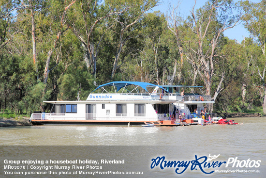 Group enjoying a houseboat holiday, Riverland