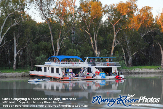 Group enjoying a houseboat holiday, Riverland