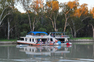 Group enjoying a houseboat holiday, Riverland