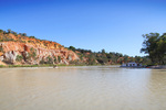 Kids kneeboarding at Headings Cliffs, Riverland