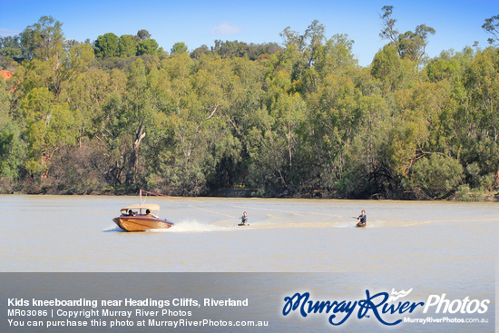 Kids kneeboarding near Headings Cliffs, Riverland