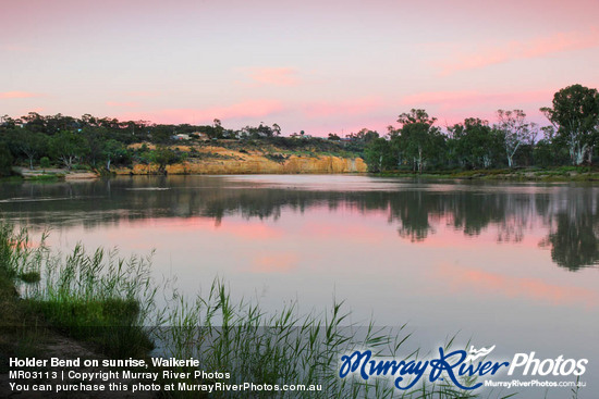 Holder Bend on sunrise, Waikerie