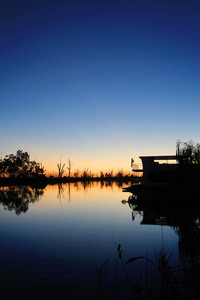 Loch Luna Game Reserve on sunset, Cobdogla