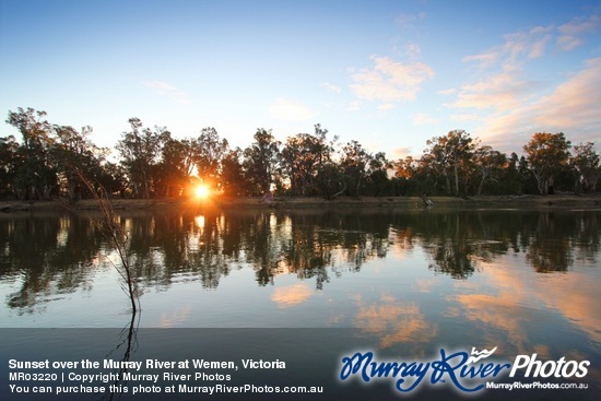 Sunset over the Murray River at Wemen, Victoria