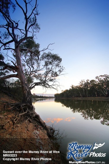 Sunset over the Murray River at Wemen, Victoria