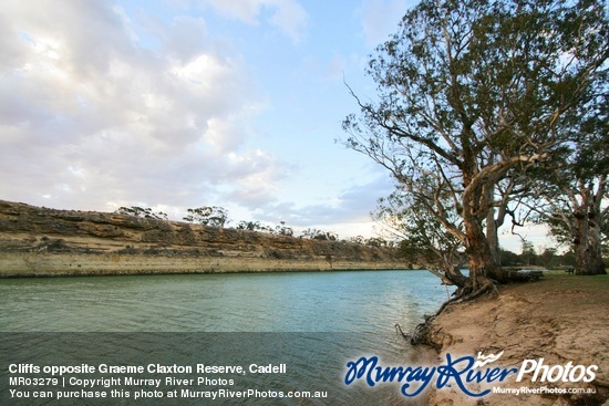 Cliffs opposite Graeme Claxton Reserve, Cadell