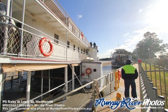 PS Ruby in Lock 10, Wentworth