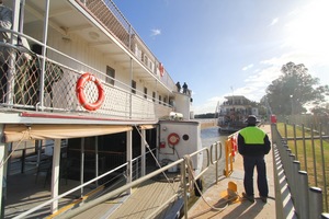 PS Ruby in Lock 10, Wentworth