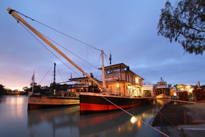 PS Industry, PS Oscar W and PS Adelaide on sunrise in Wentworth