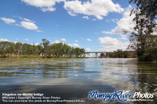 Kingston-on-Murray bridge
