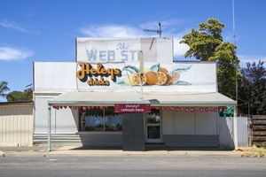 Old store in Red cliffs