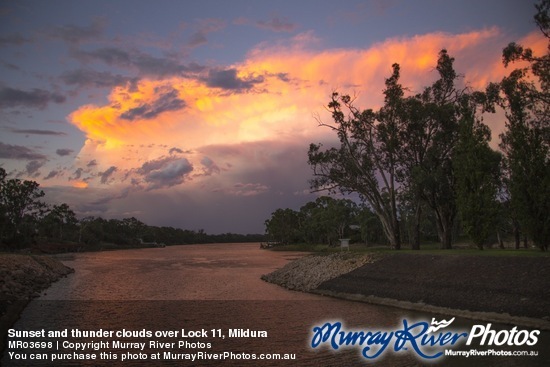 Sunset and thunder clouds over Lock 11, Mildura