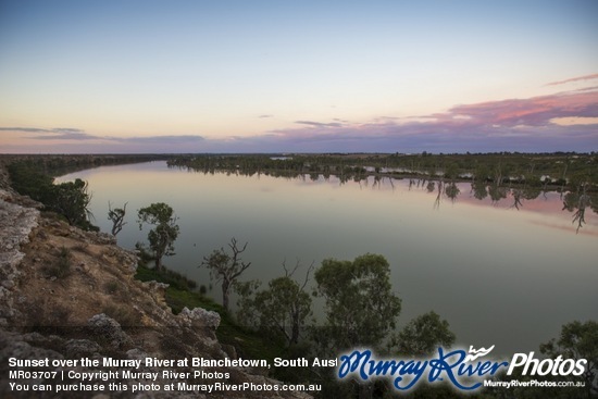 Sunset over the Murray River at Blanchetown, South Australia