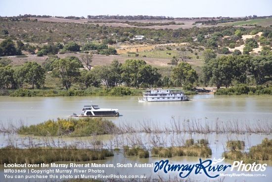 Lookout over the Murray River at Mannum, South Australia