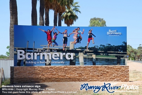 Barmera town entrance sign