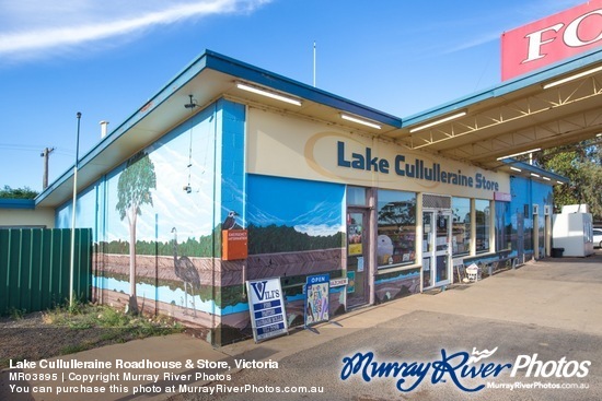 Lake Cullulleraine Roadhouse & Store, Victoria