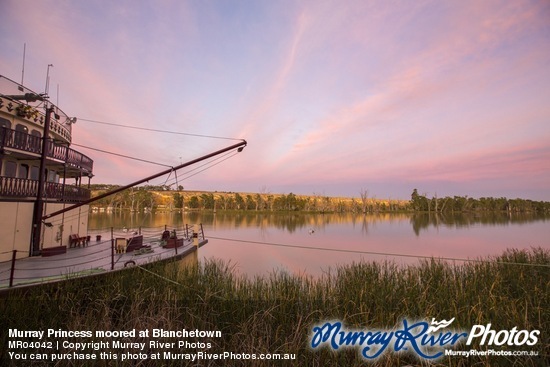 Murray Princess moored at Blanchetown