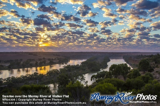 Sunrise over the Murray River at Walker Flat