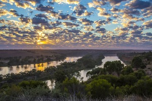 Sunrise over the Murray River at Walker Flat