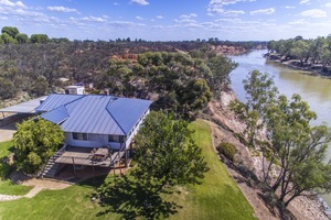 Lockmaster's view of the Murray River at Robinvale