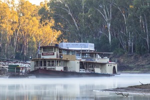Pride of the Murray; PS Canberra; MV Mary Ann morning in Echuca