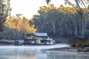 Pride of the Murray; PS Canberra; MV Mary Ann morning in Echuca