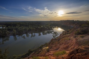 Morning sun over Murray River at Headings Cliffs, Riverland
