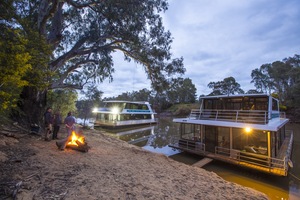 Houseboats on the Murray River at Echuca
