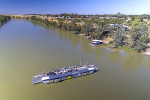 Swan Reach Ferry (Albatross II)